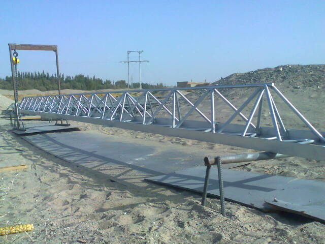 凌云专业承揽大中小型喷涂翻新施工业务！